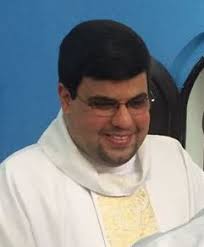Pe. Vinicius Augusto Ribeiro
